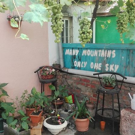 Sky Guest House Tbilisi Exteriör bild