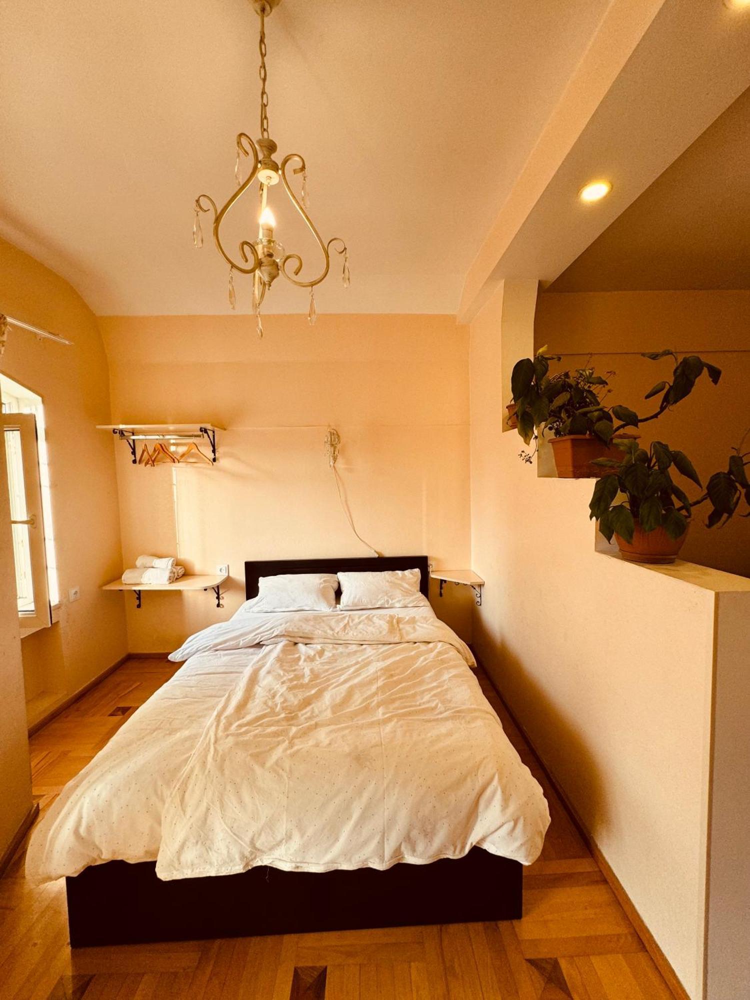 Sky Guest House Tbilisi Exteriör bild